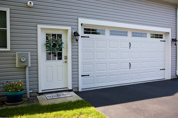24/7 Emergency Garage Door Installation experts in Trucksville, PA